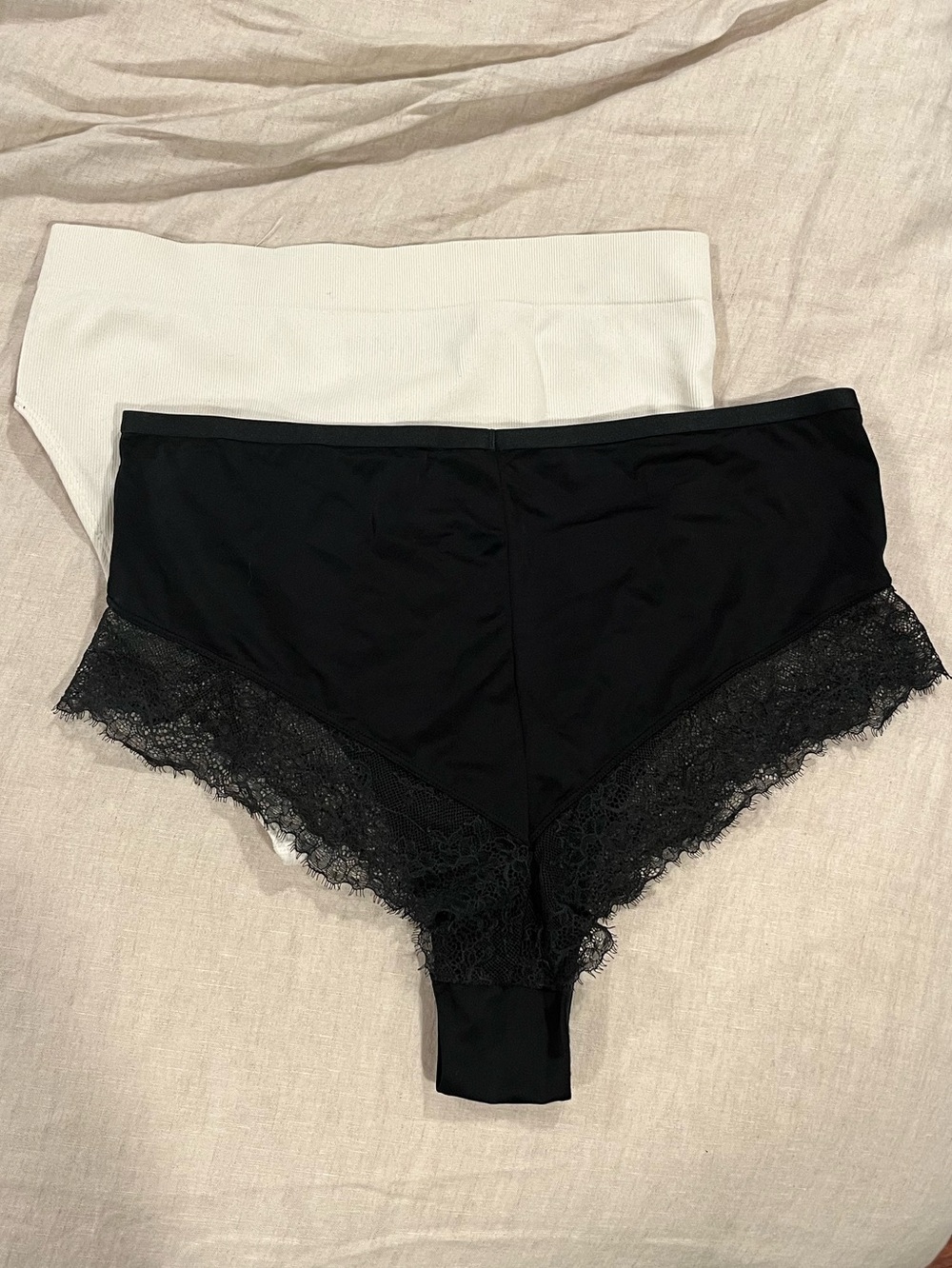 Auden Ribbed High-Waist Panty Set - Black & Cream